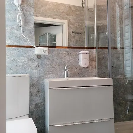 Tulip - 7 Ze Wspolna Lazienka I Kuchnia